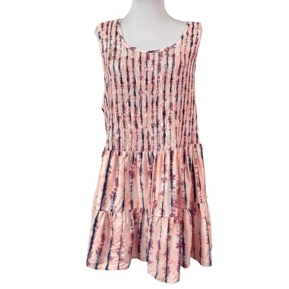 NWTs TORRID Pink Black Striped Tie Dye Smock Tiered Tank Top Size 3 - Picture 2 of 9